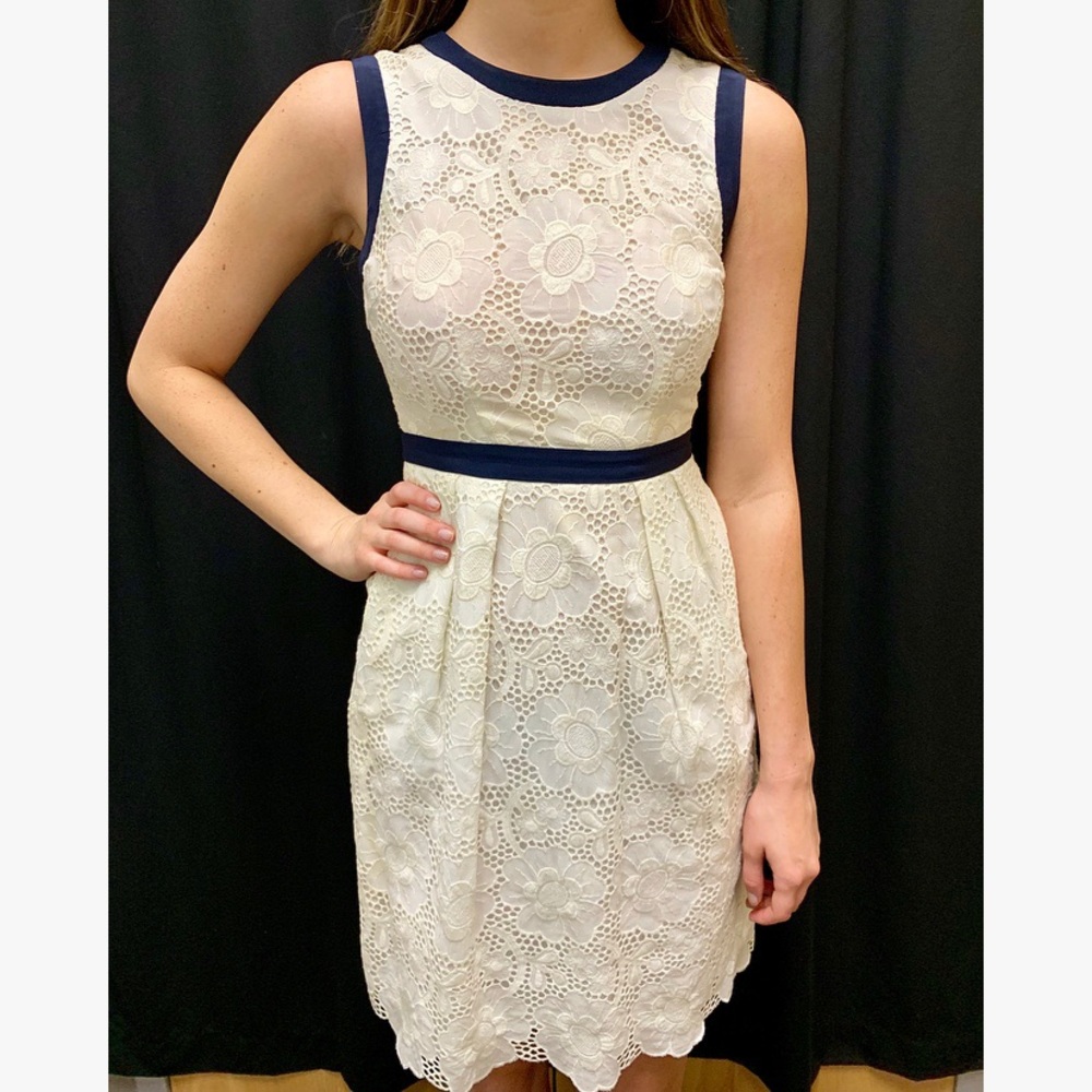 Milly Lace Dress w/ Buttons on Back